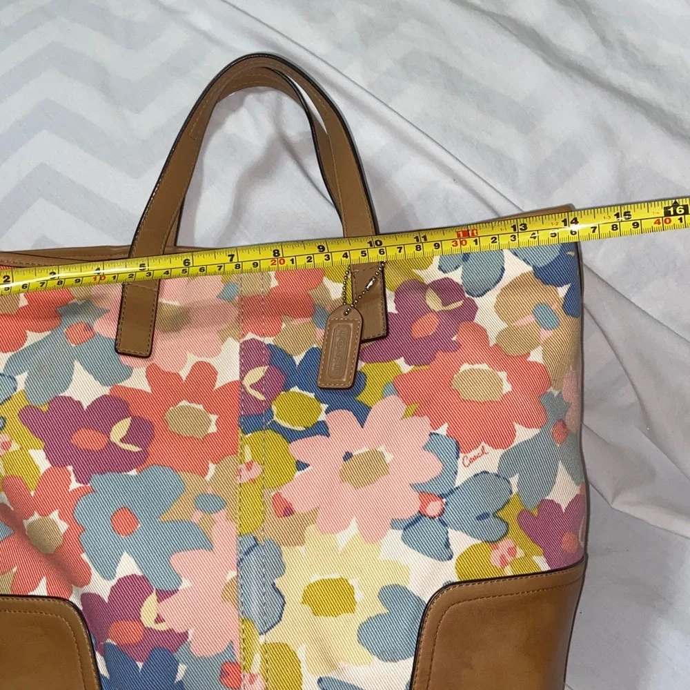 COACH Hadley Floral Tote - Stylish & Spacious Canvas with Leather Trim